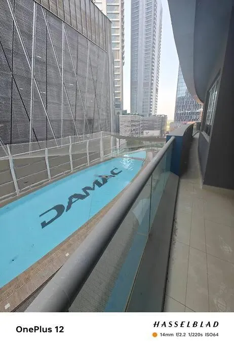 Luxurious Apartment 500 Meters Next To Dubai Mall