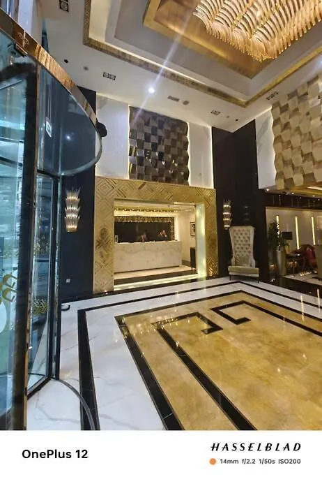 Luxurious Apartment 500 Meters Next To Dubai Mall