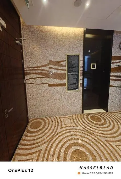 Luxurious Apartment 500 Meters Next To Dubai Mall