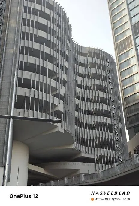 Luxurious Apartment 500 Meters Next To Dubai Mall
