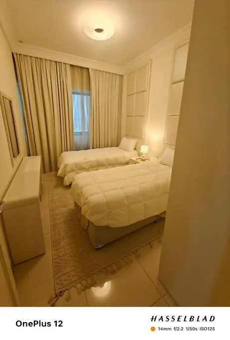 Luxurious Apartment 500 Meters Next To Dubai Mall